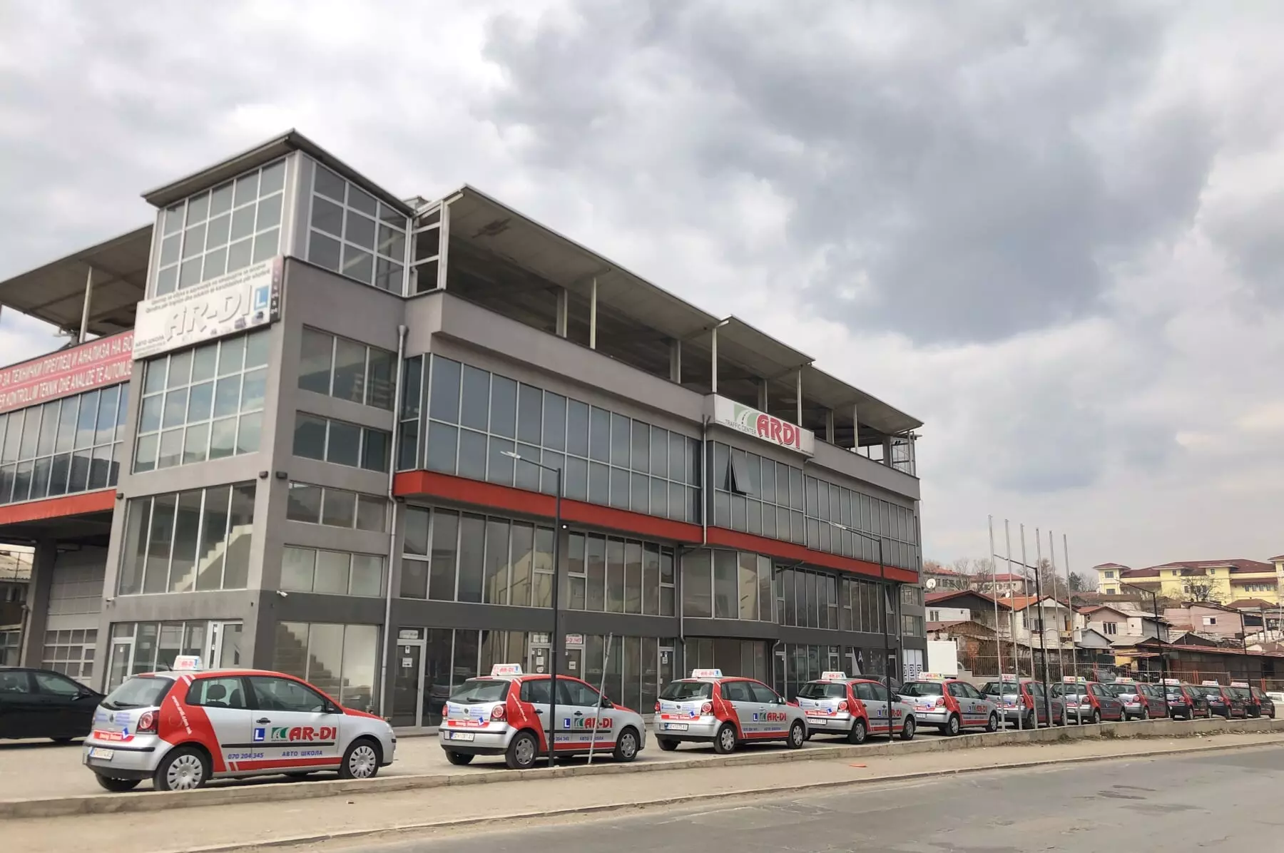 Квалификацијаидоквалификацијазавозачи,инструкторииконтролоривостаницазатехничкипрегледиСкопјеkorica Квалификацијаидоквалификацијазавозачи,инструкторииконтролоривостаницазатехничкипрегледиСкопјеkorica